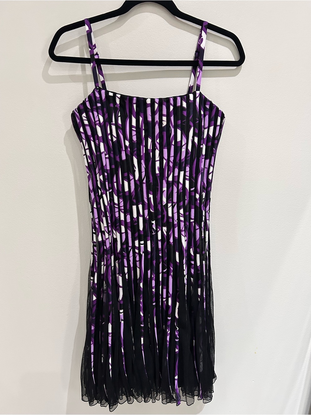 Vintage Purple Black White Pleated Strappy Summer Dress